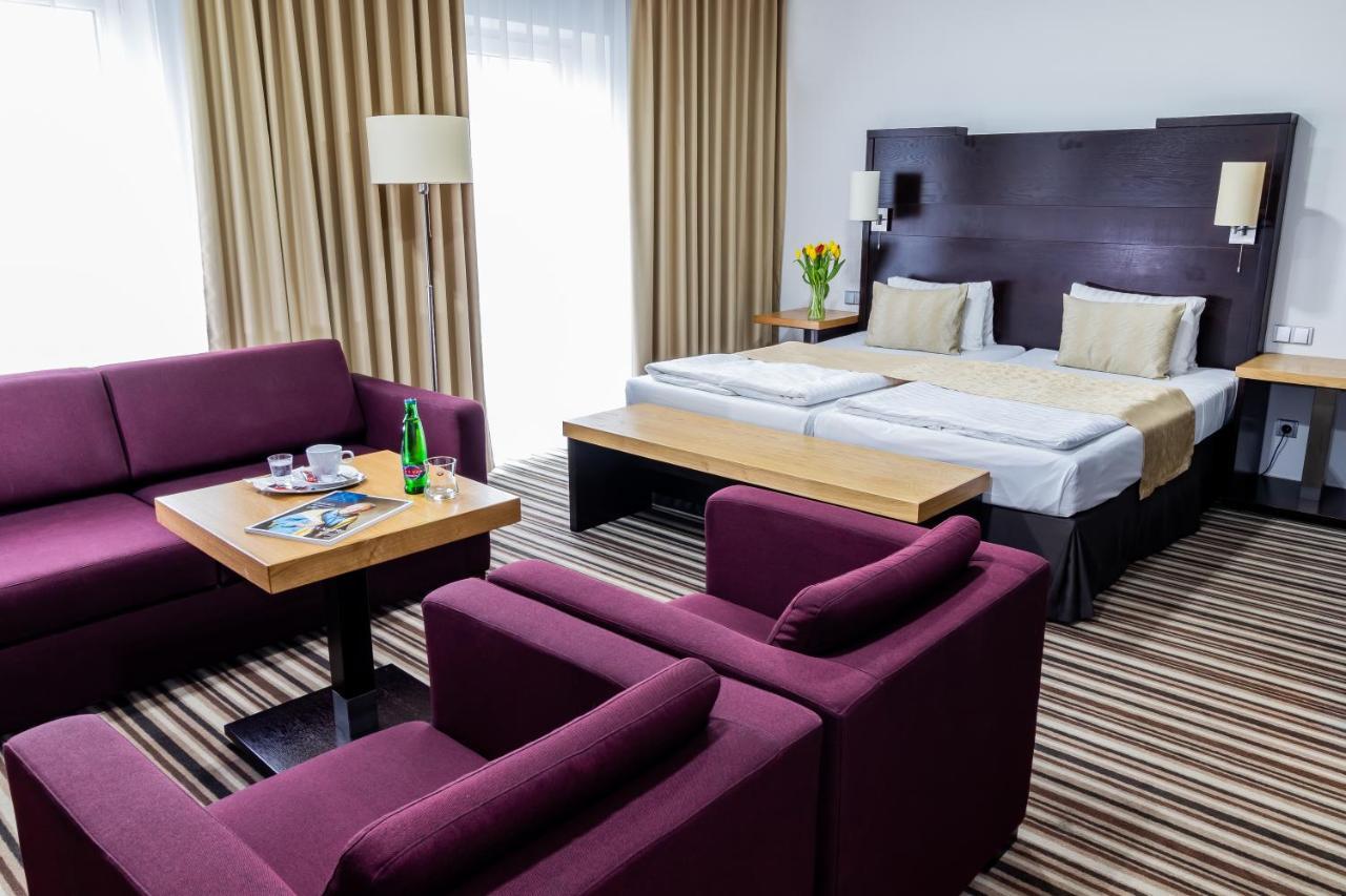 Parkhotel Plzen Congress Center Bagian luar foto