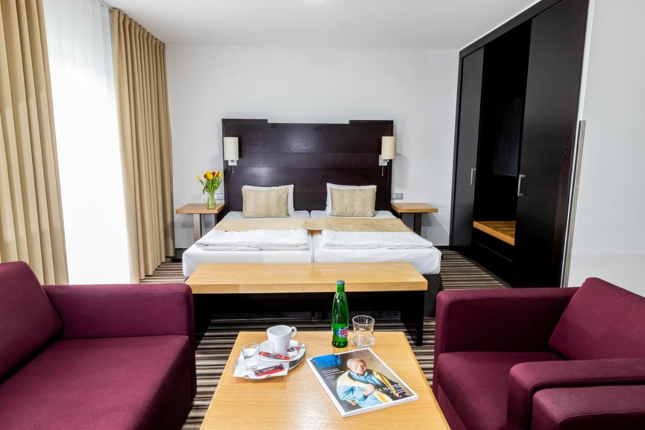 Parkhotel Plzen Congress Center Bagian luar foto