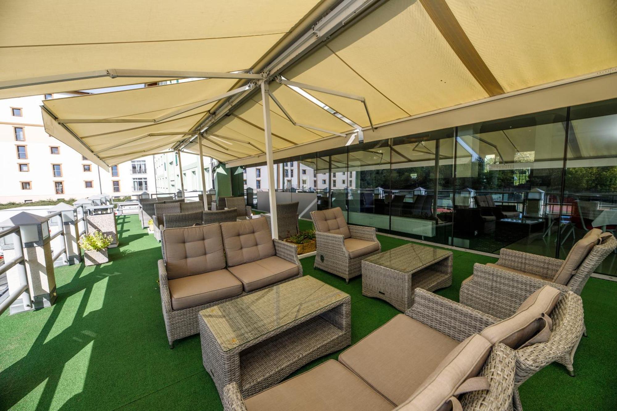 Parkhotel Plzen Congress Center Bagian luar foto