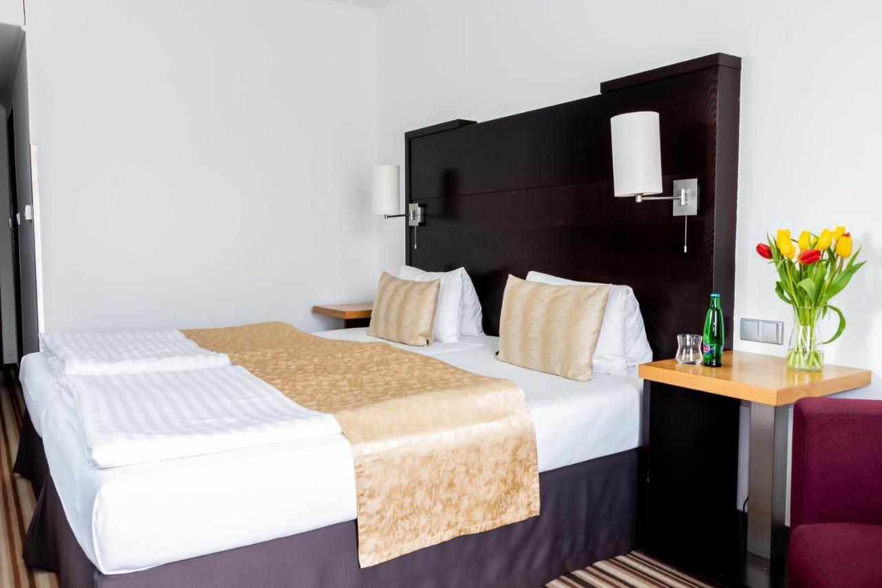 Parkhotel Plzen Congress Center Bagian luar foto